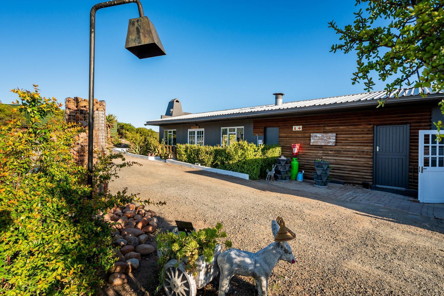 Le Petit Karoo Ranch Bed & Breakfast Оудсхорн Екстериор снимка